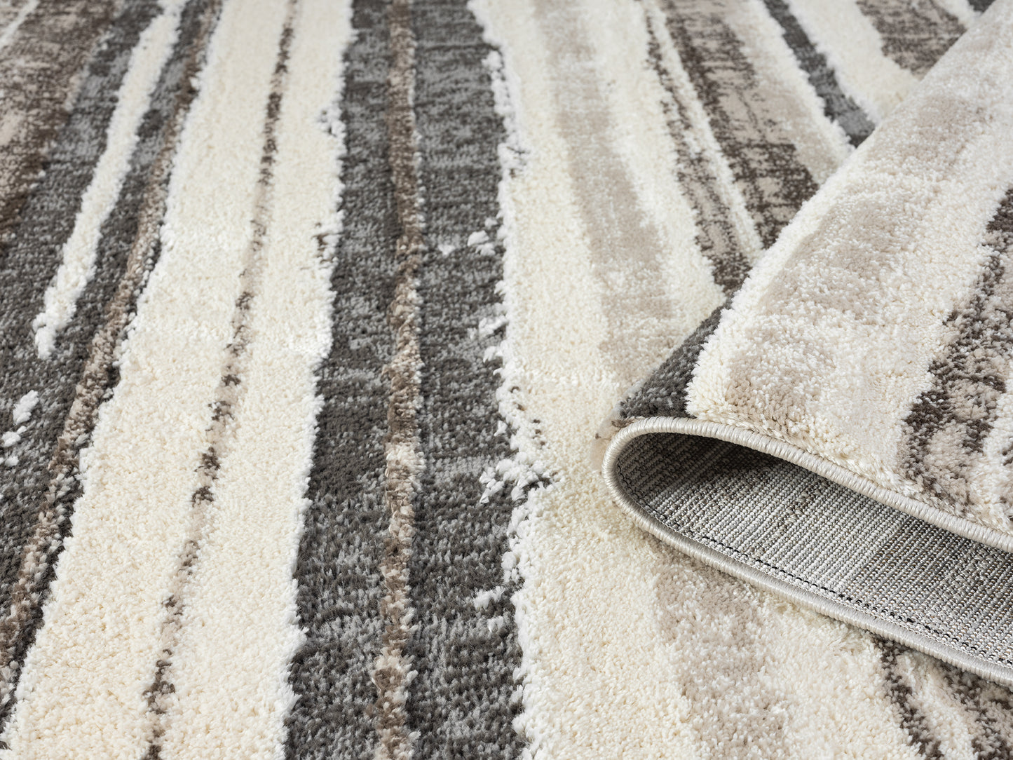 Eleanor Linear Brown Mocha Rug