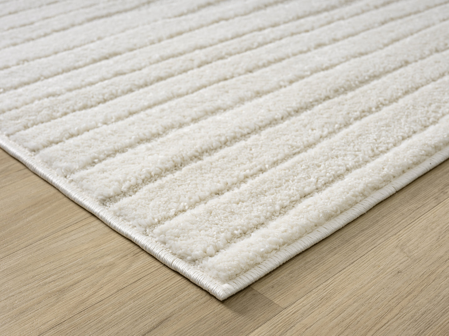 Ava Rena Cream Rug