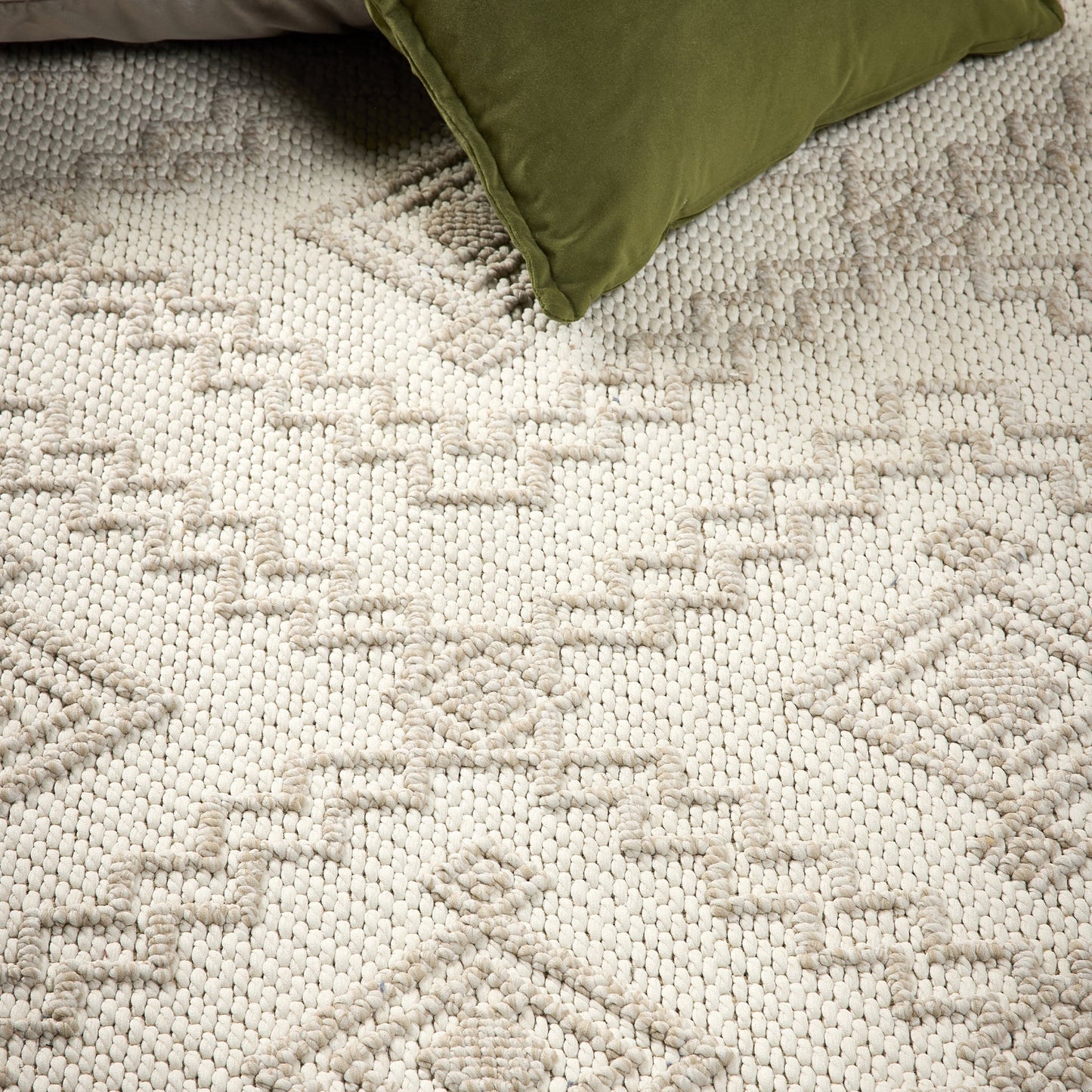 Origins Atlas Diamond Cream Rug