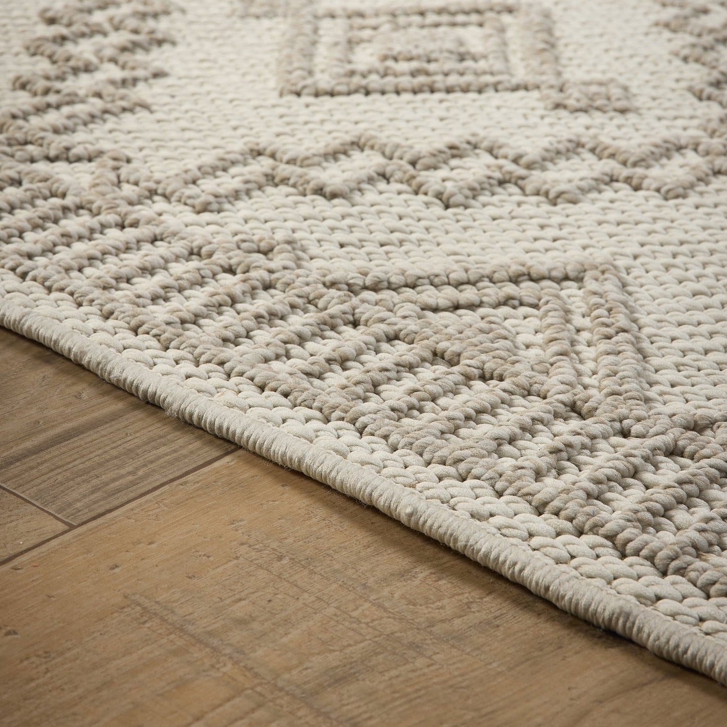 Origins Atlas Diamond Cream Rug