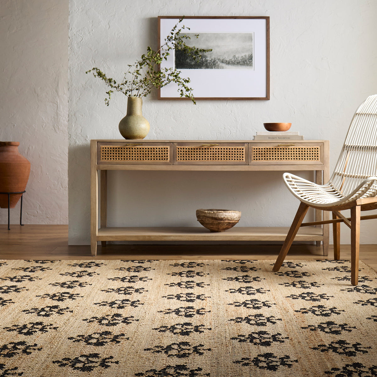 Fiorina Global Sandstone and Black Jute Rug