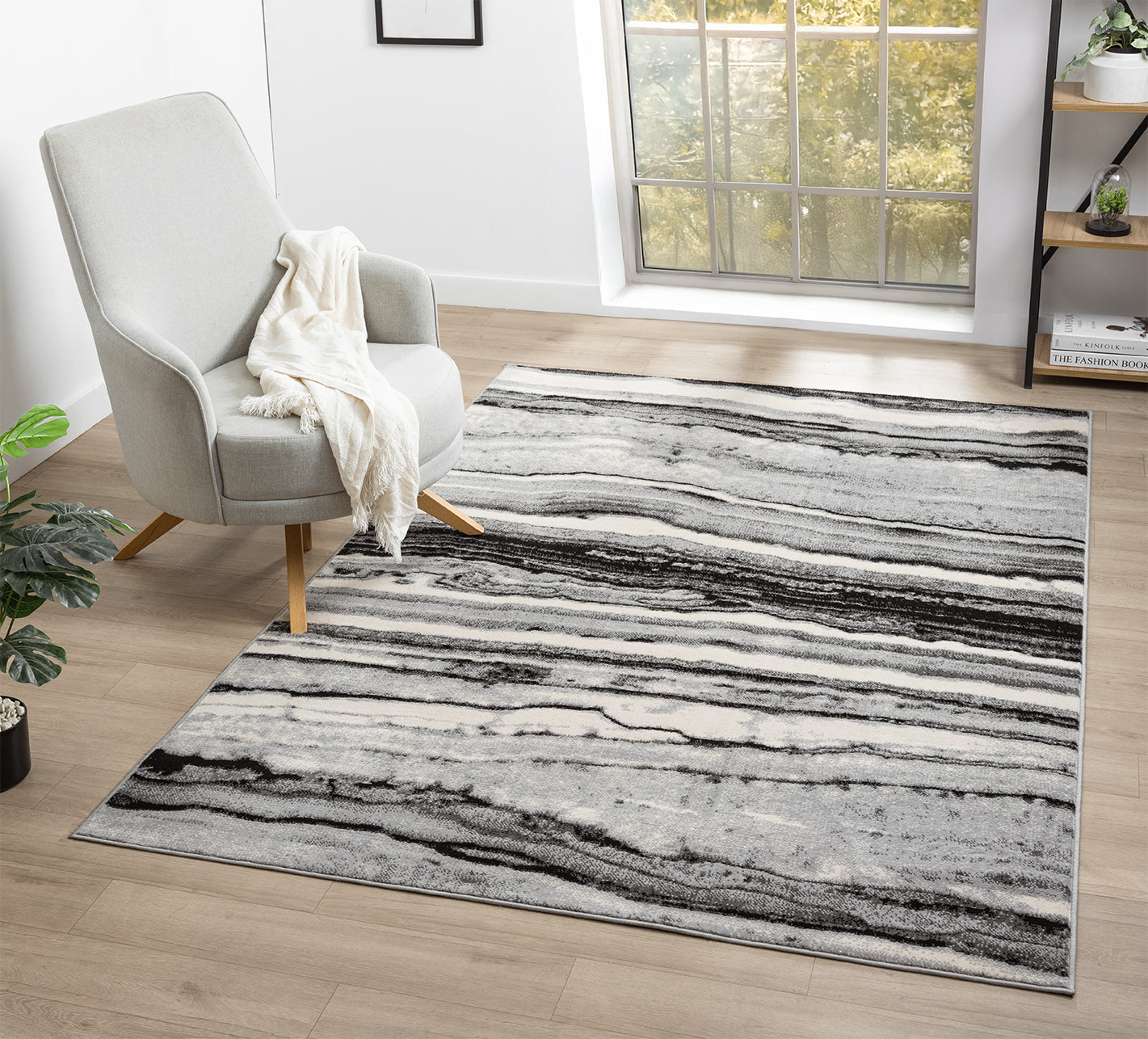 Obsidian Coast Grey Rug