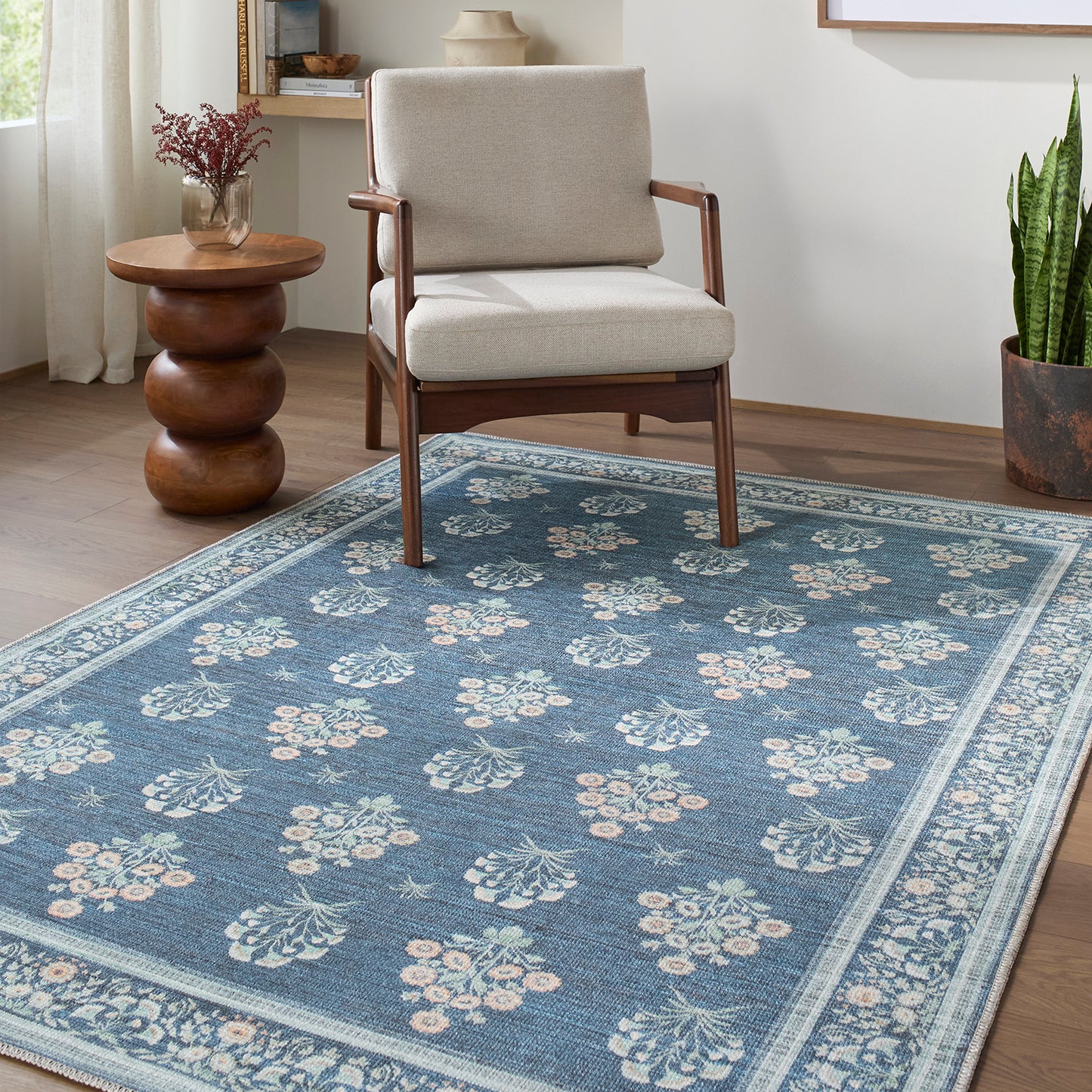 Thistle Floral Blue Traditional Washable Rug