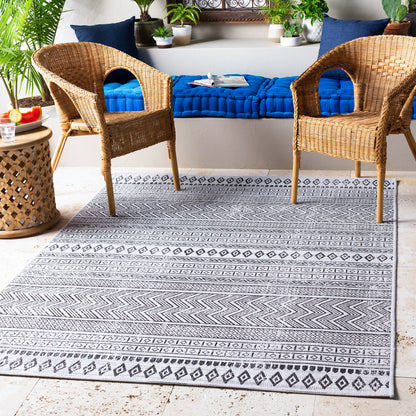Eagean Seafoam Geometric Rug
