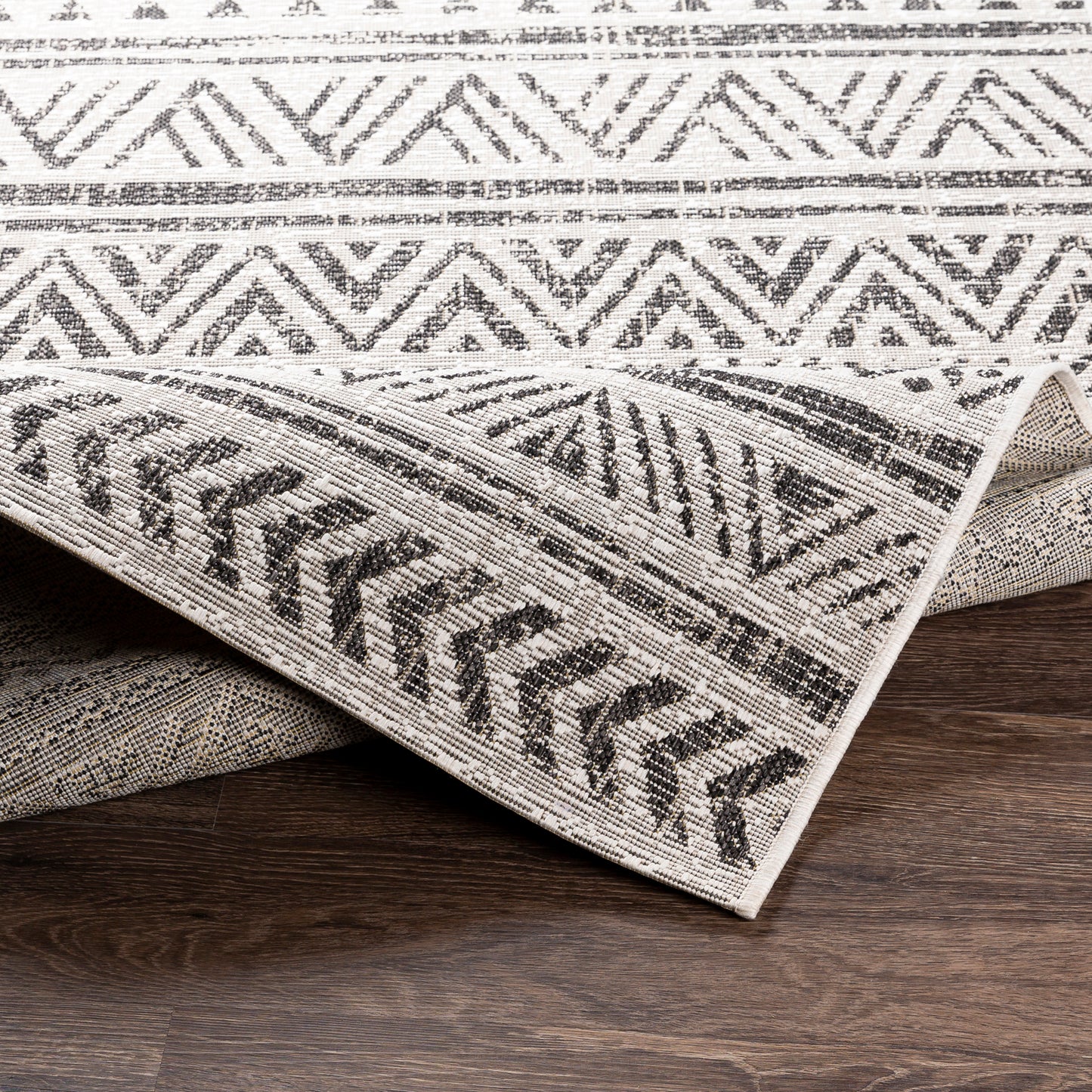 Eagean Black and Cream Geometric Rug