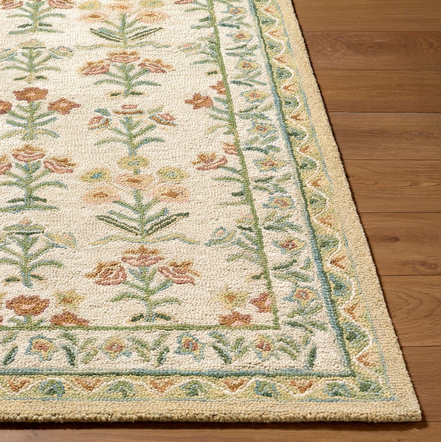 Fairfax Global Sage Traditional  Wool Rug