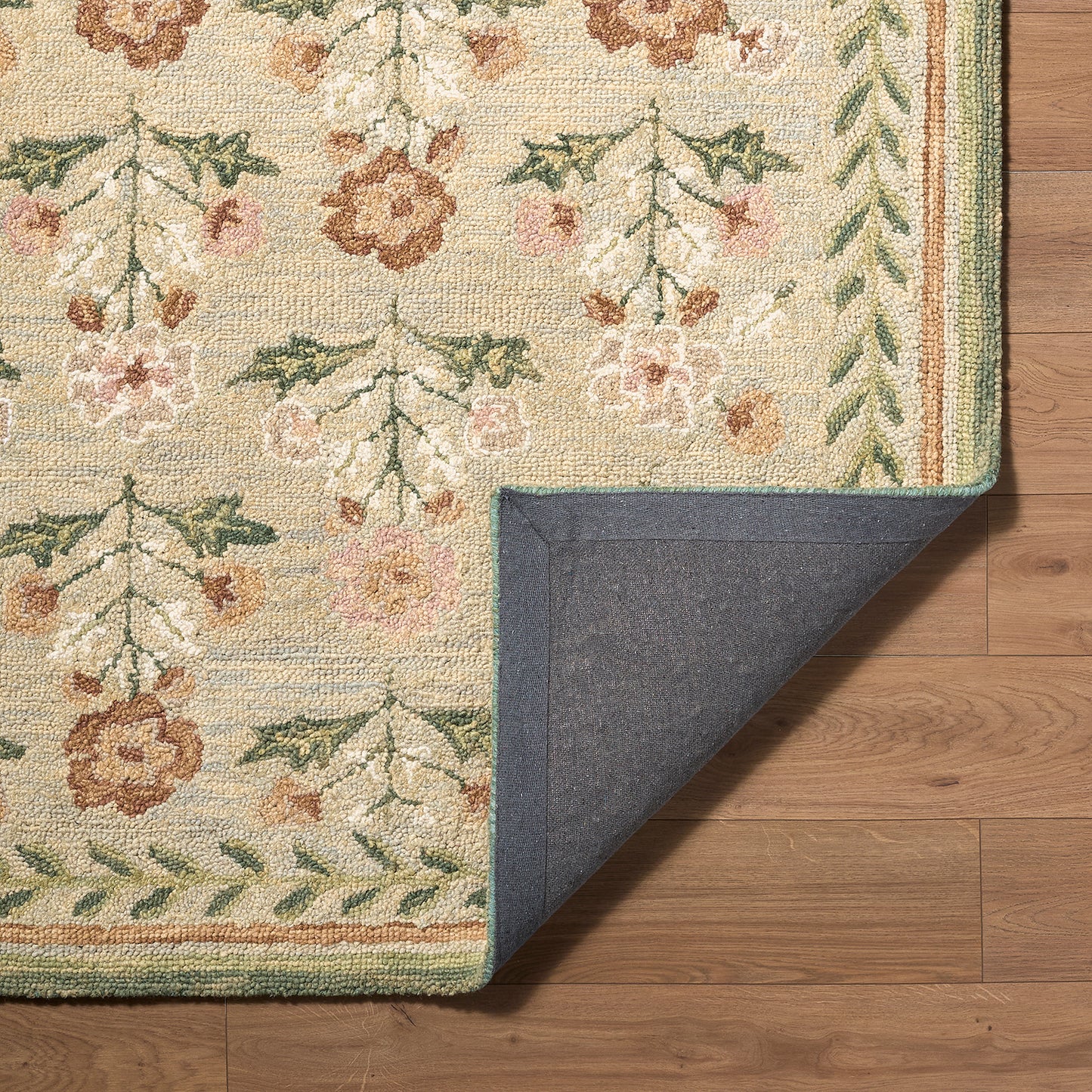 Fairfax Global Beige and Green Traditional Wool Rug