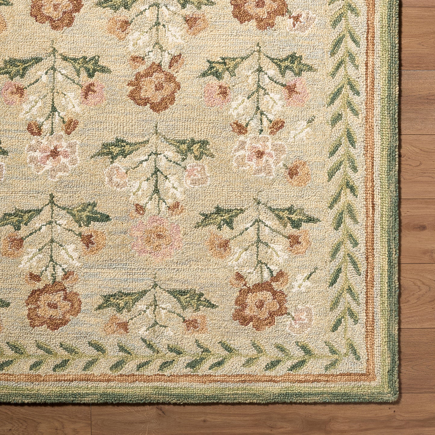 Fairfax Global Beige and Green Traditional Wool Rug