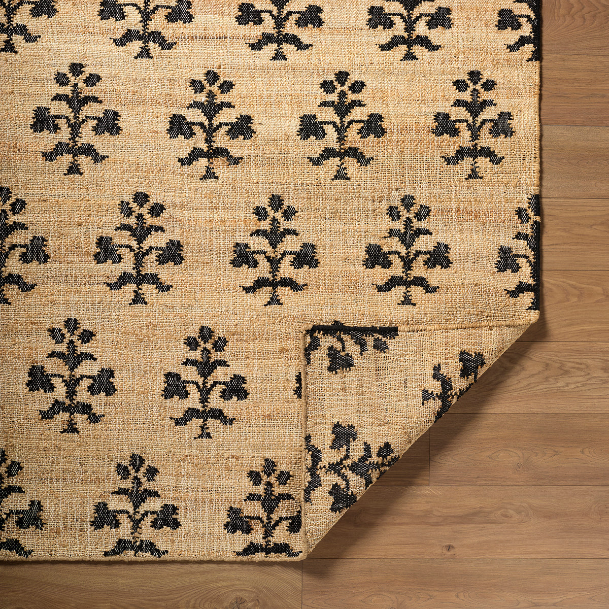 Fiorina Global Sandstone and Black Jute Rug