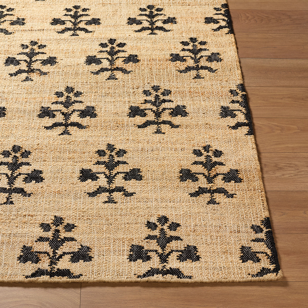 Fiorina Global Sandstone and Black Jute Rug