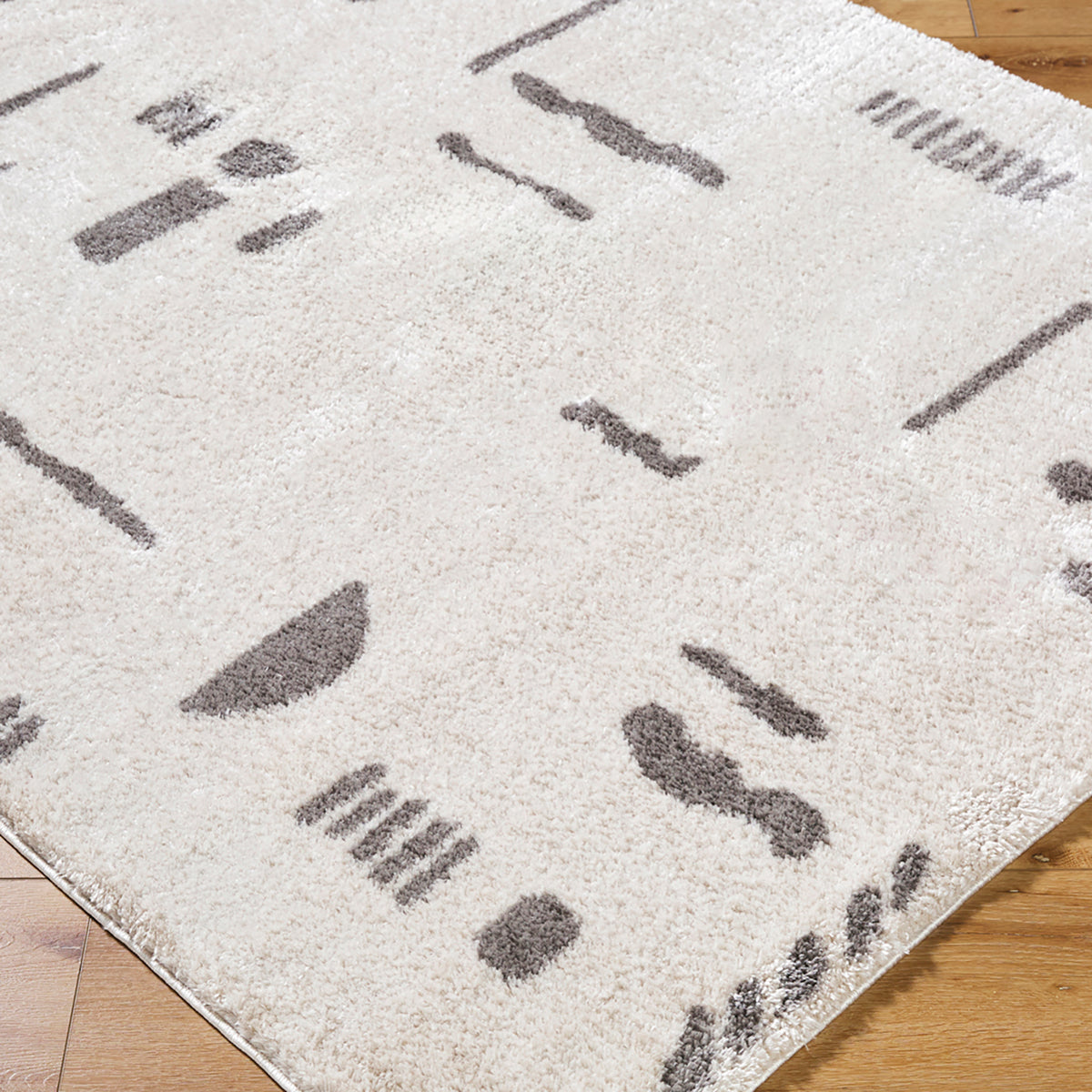 Fossay Cream and Grey Washable Tribal Shaggy Rug