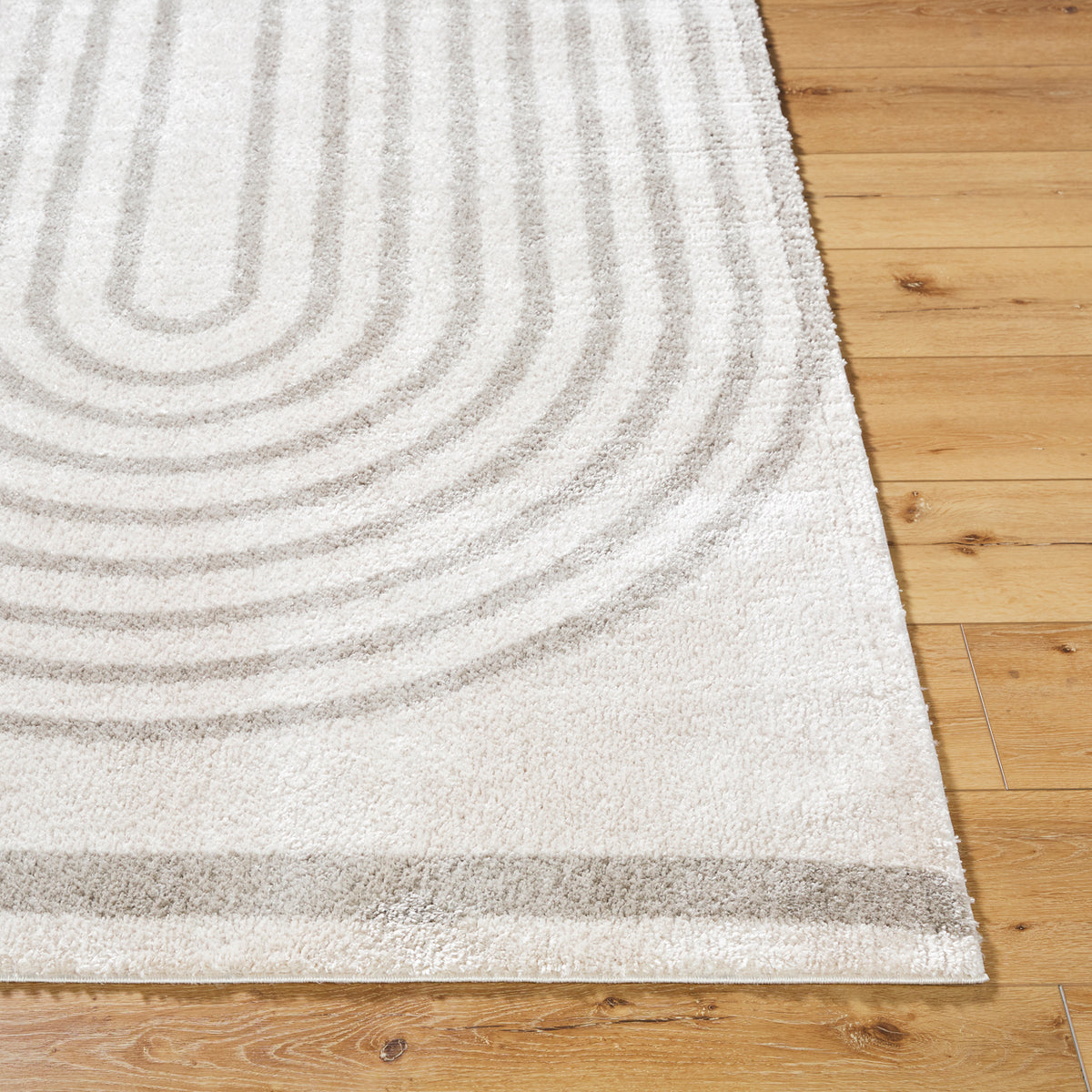 Fossay Grey and Cream Washable Modern Shaggy Rug