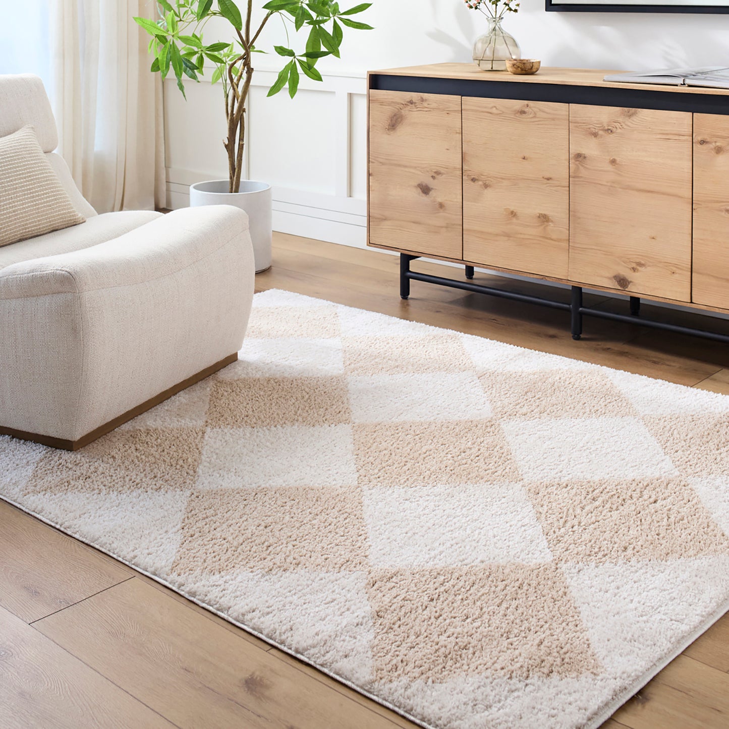 Fossay Cream and Beige Washable Diamond Shaggy Rug