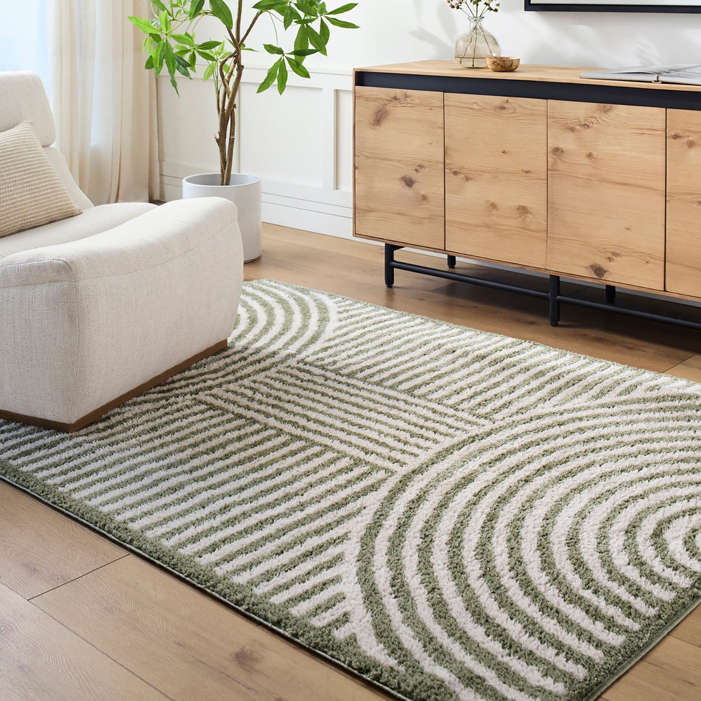 Fossay Green Cream and Washable Modern Shaggy Rug