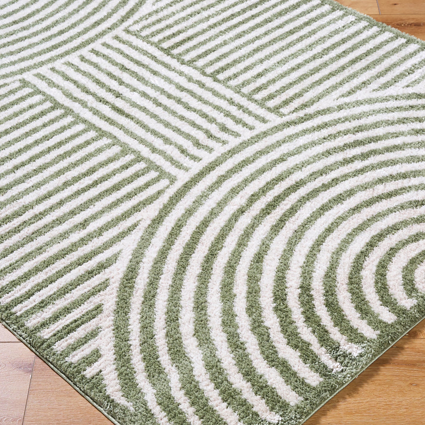 Fossay Green Cream and Washable Modern Shaggy Rug