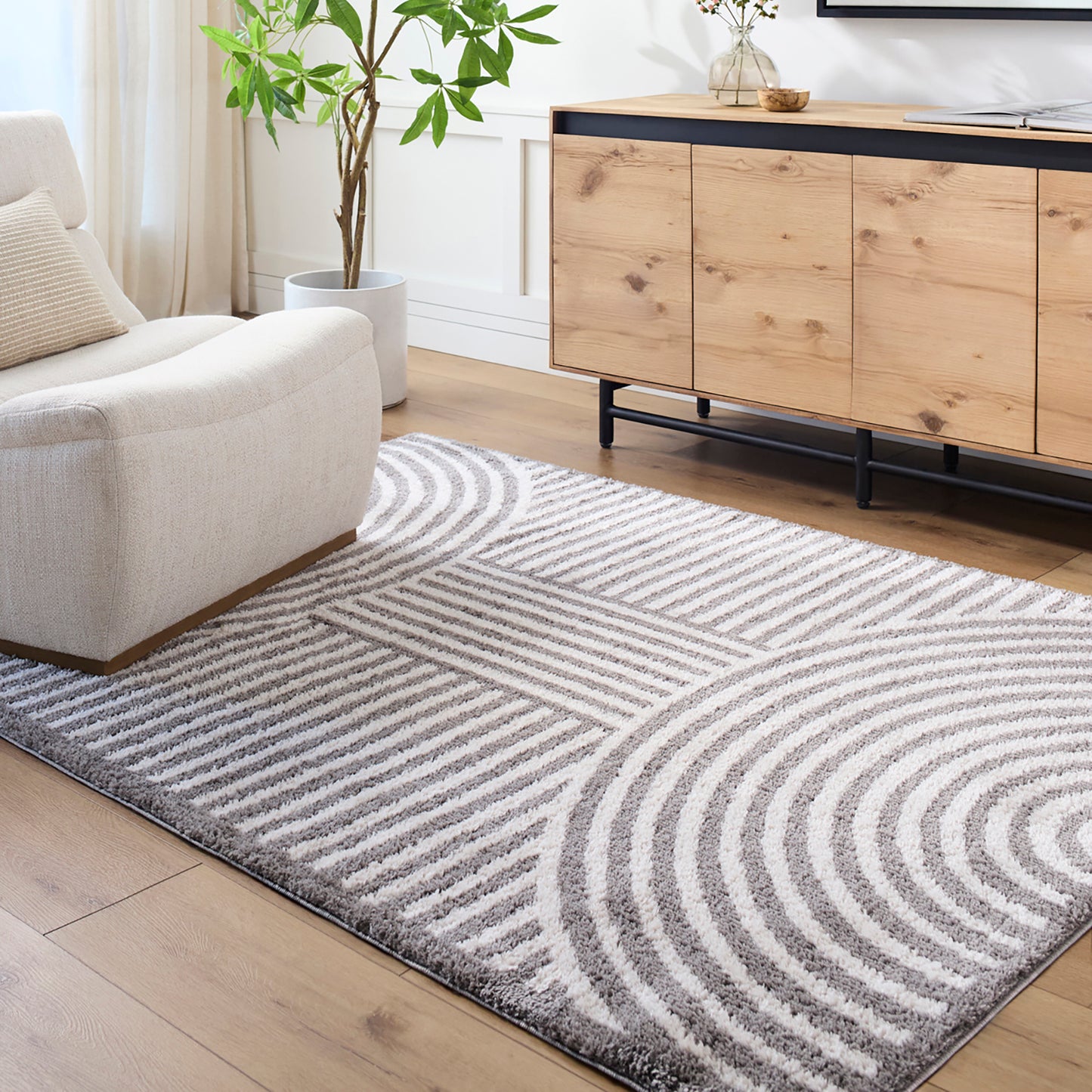 Fossay Grey Cream and Washable Modern Shaggy Rug