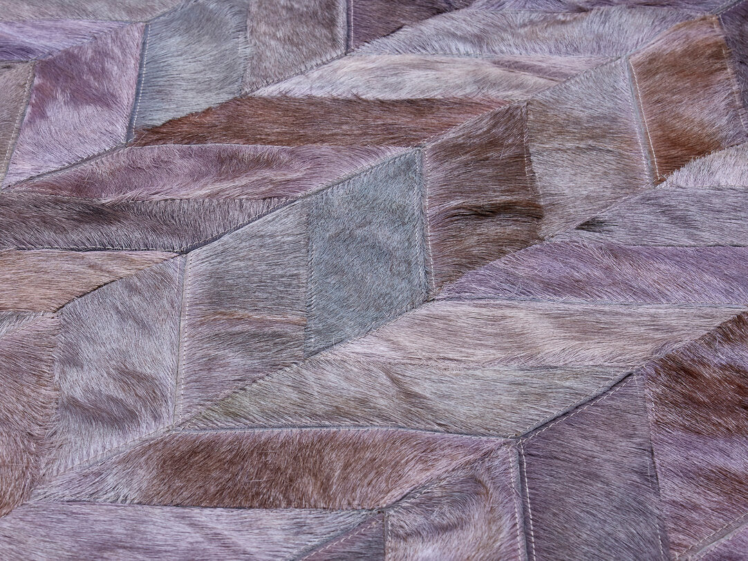 Large Cowhide Grey Hair on Leather Chevron Patchwork Rug