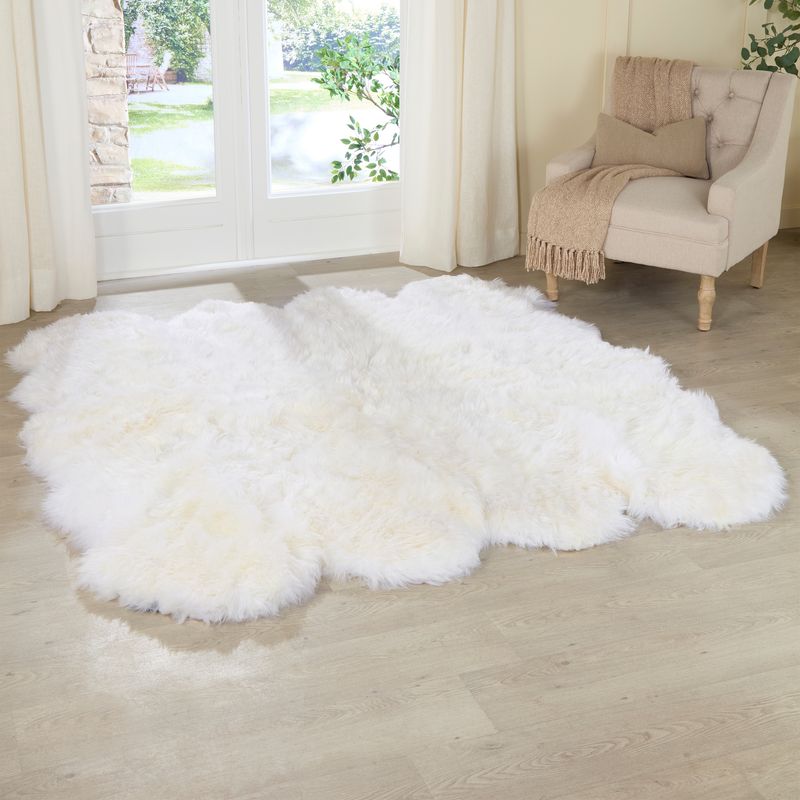 Natural White 8 Pelt Sheepskin Rug